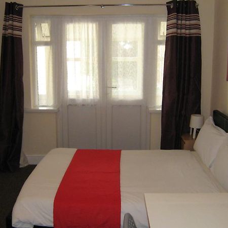 The Dream Resthouse Hotel Londra Esterno foto